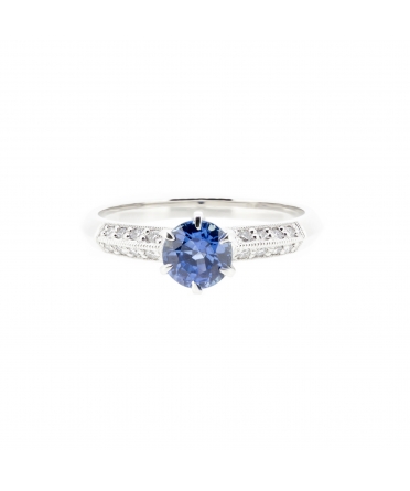 Platinum sapphire ring with diamonds - 1