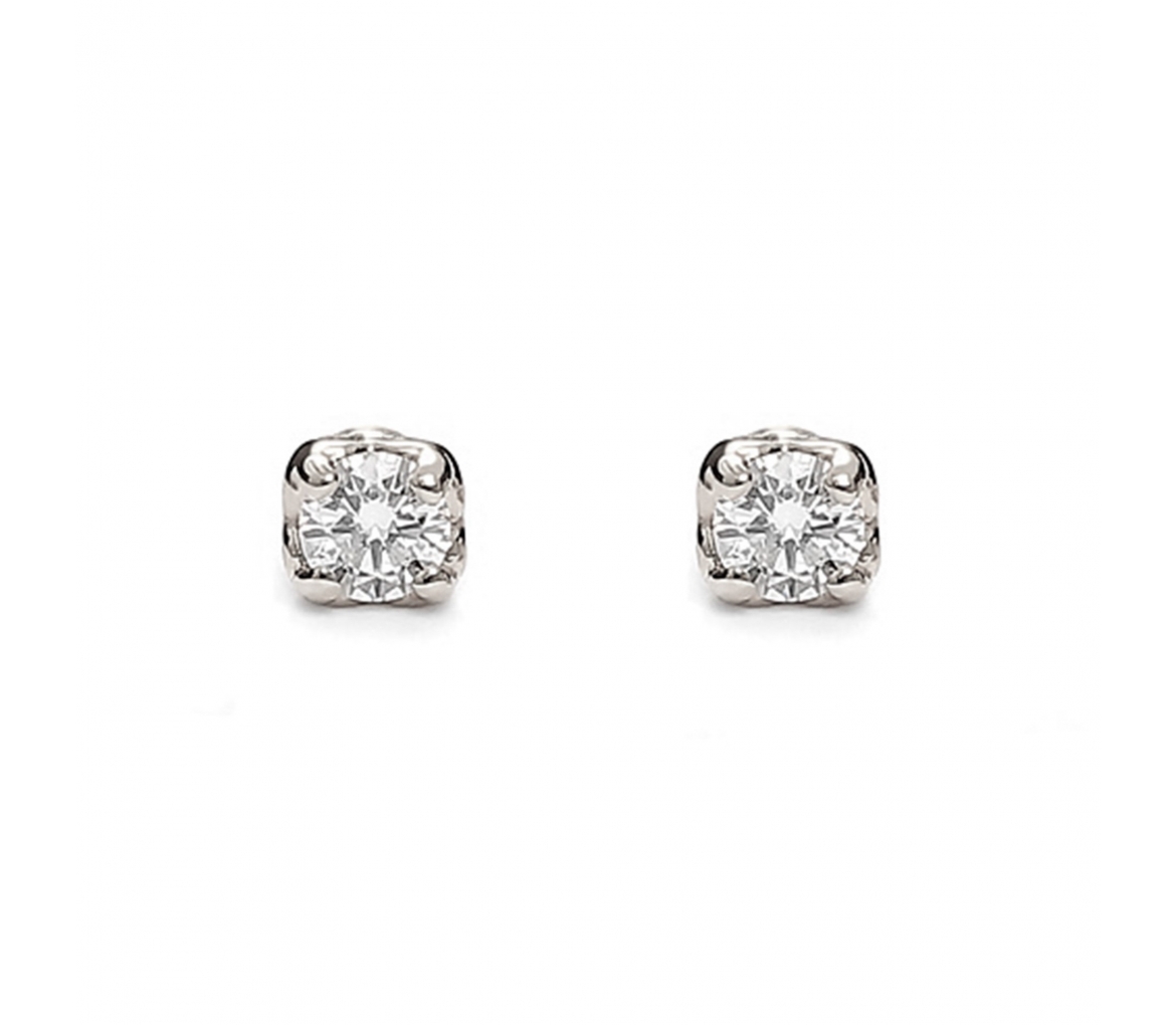Gold heart stud earrings with diamonds - 1