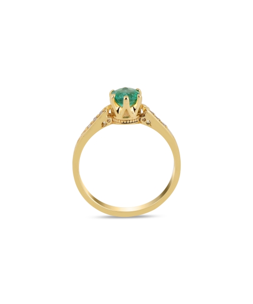 Gold ring with emerald and diamonds - 3