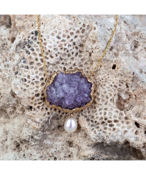 Gold necklace with raw amethyst and white pearl - 2