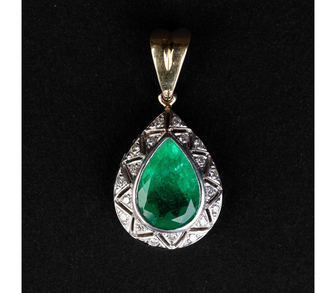 Gold vintage pendant with diamonds and emeralds, Art Deco stylized - 1