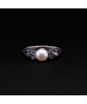 Gold ring with pearl and diamonds, vintage - 1