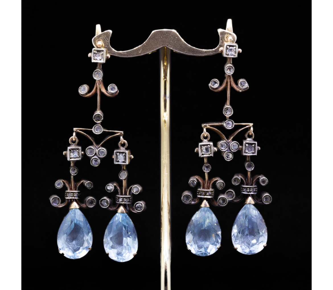 Gold earrings with Sky Blue topaz and rose-cut diamonds, first half of the 20th century - 1